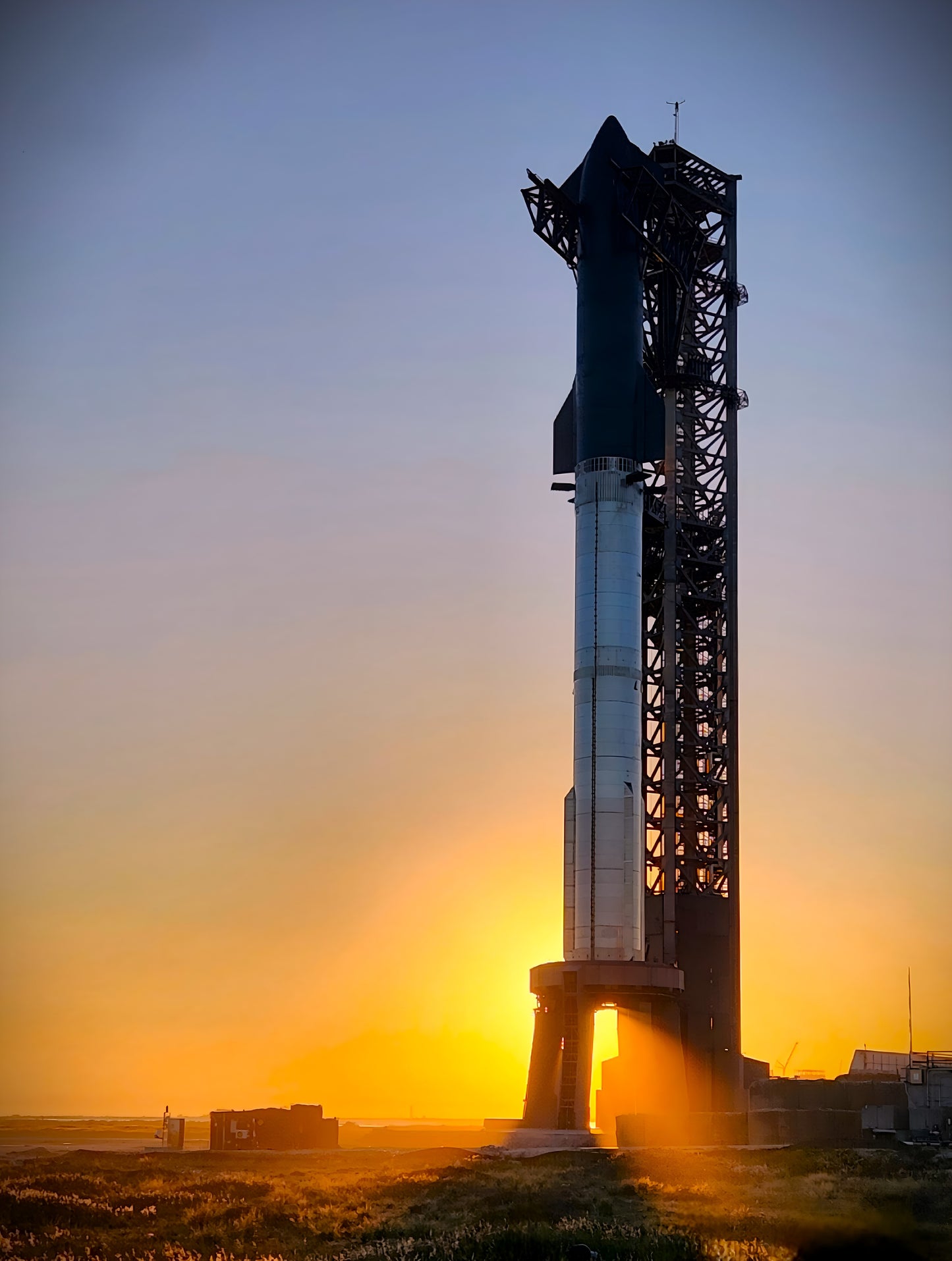 STARSHIP GOLDEN HOUR METAL PRINT